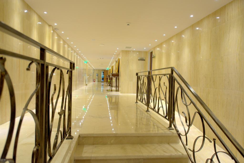 Premier Palace Spa Hotel Бухарест Екстер'єр фото Interior of the hotel
